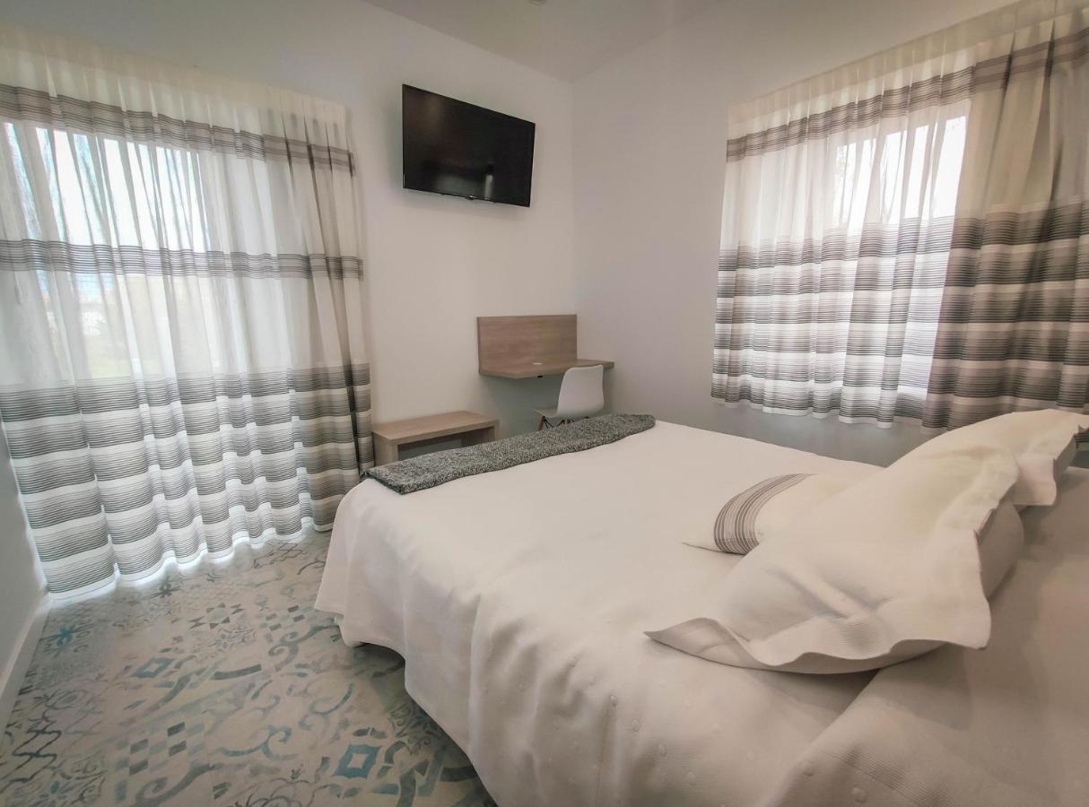 Hostal Oleo Auto Check-In Santander Eksteriør billede