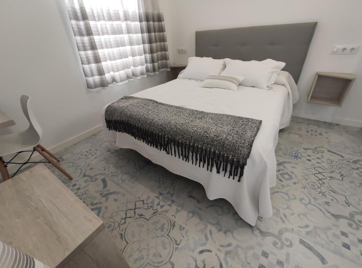 Hostal Oleo Auto Check-In Santander Eksteriør billede