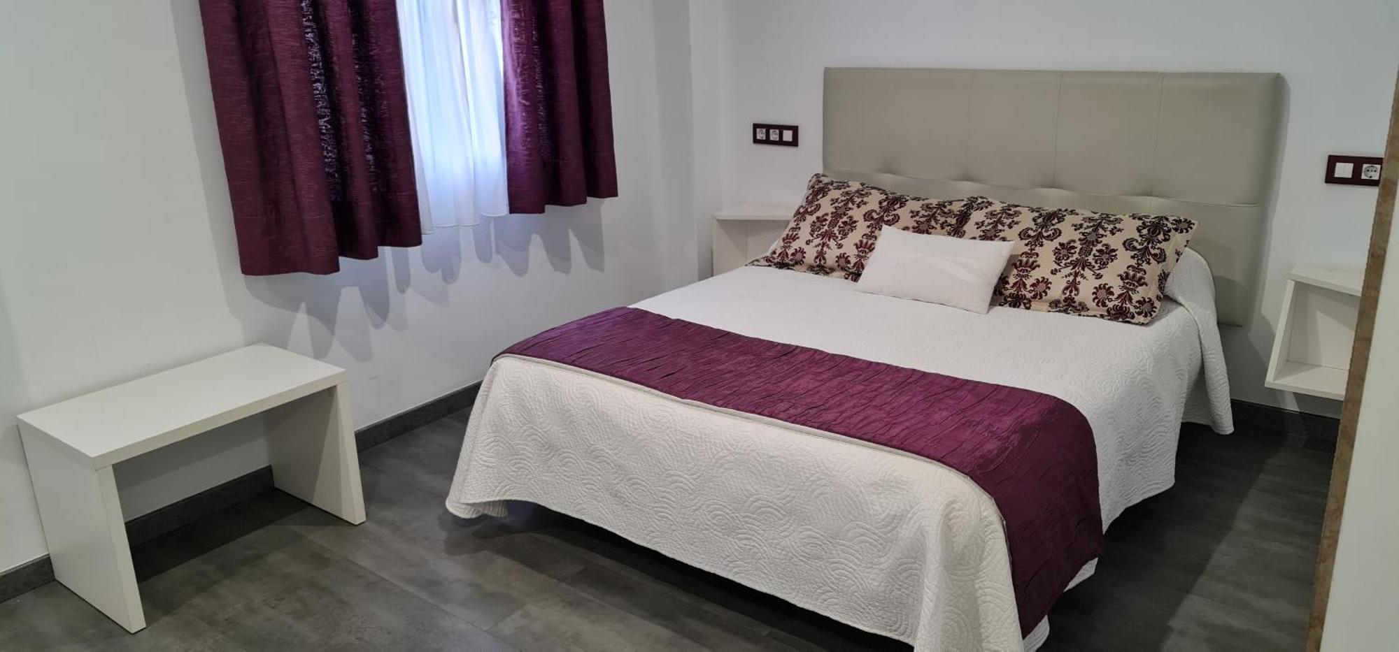 Hostal Oleo Auto Check-In Santander Eksteriør billede
